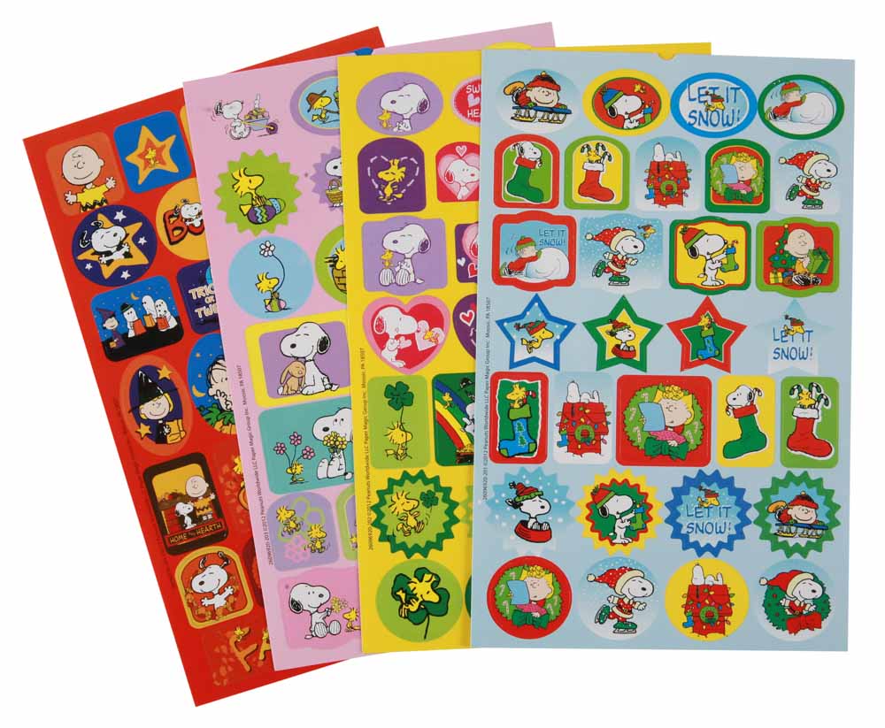 Il grande libro stickers dei Peanuts. Impara le parole dei Peanuts e gioca  con gli stickers!